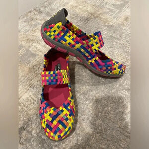 Rock Spring Multicolor Woven Elastic Slip On Comfort Shoe Women’s Size 7.5/38